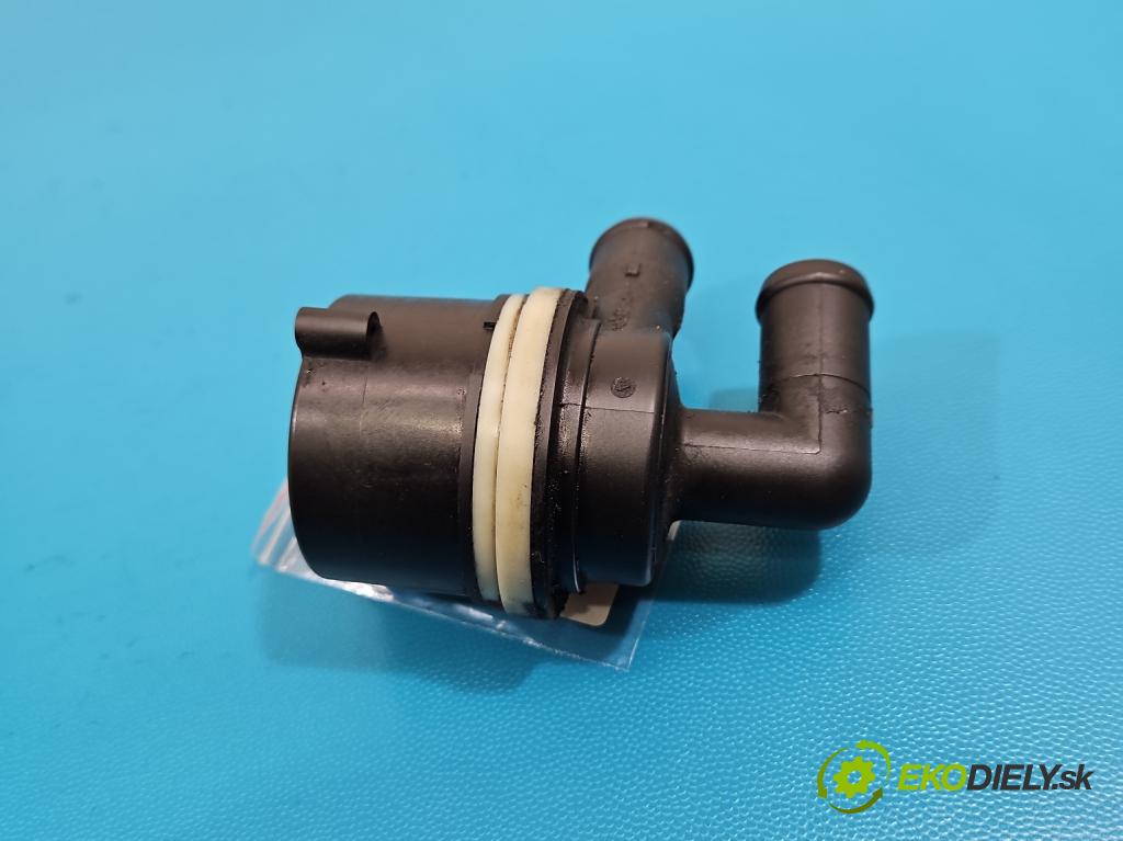 Vw Golf VI 2008-2013 1.6 tdi 105 HP manual 77 kW 1598 cm3 5- pompa obehu voda: 5N0965561A