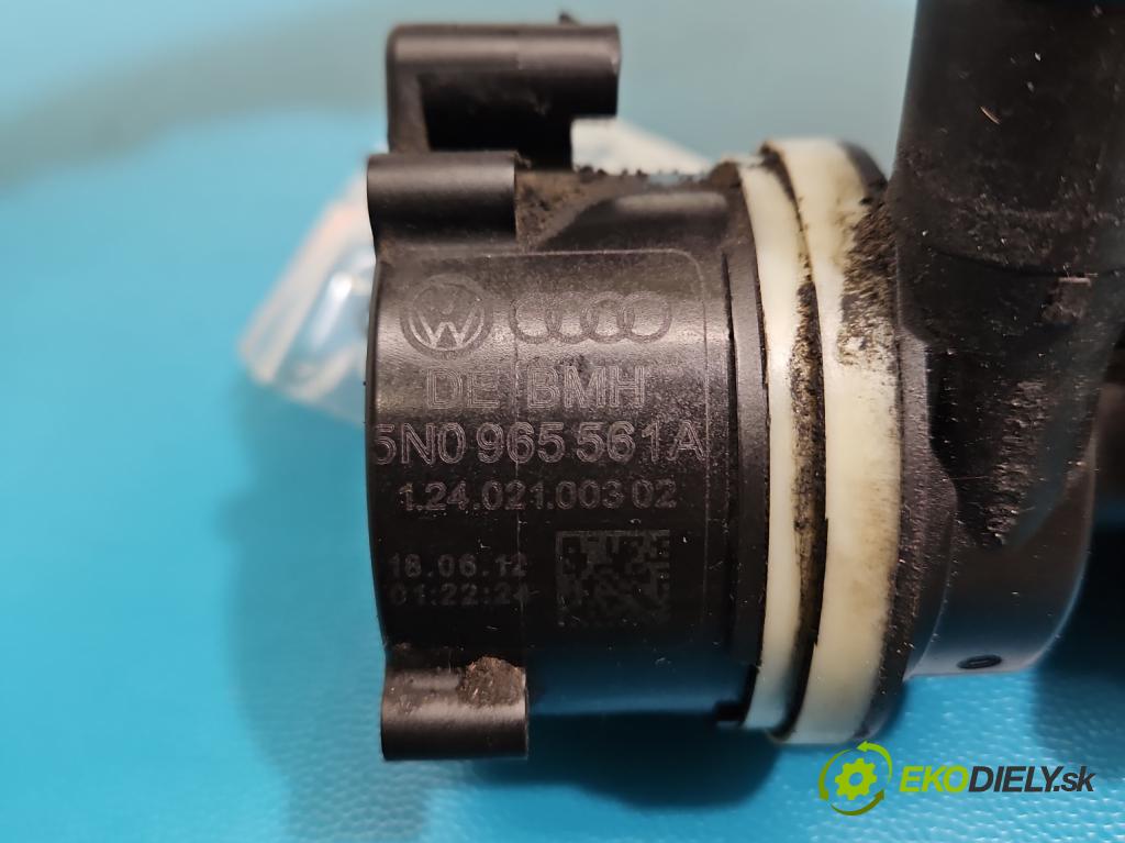 Vw Golf VI 2008-2013 1.6 tdi 105 HP manual 77 kW 1598 cm3 5- pompa obehu voda: 5N0965561A