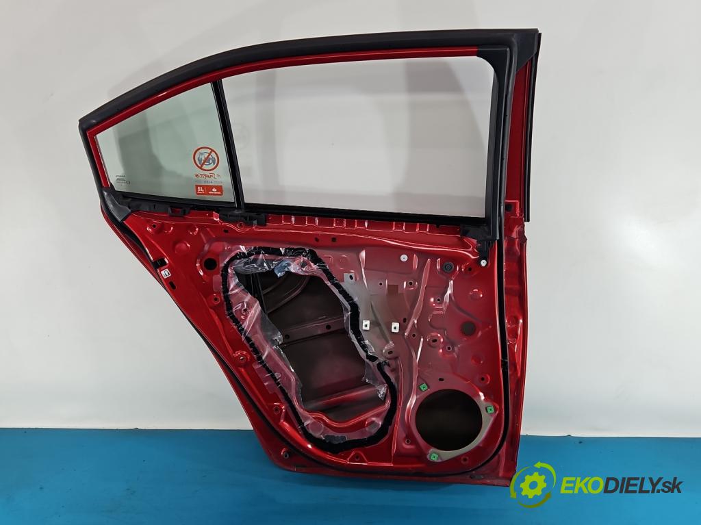 Toyota Corolla E21 2019- 1.8 16V 98 HP automatic 72 kW 1798 cm3 4- dvere zadné ľavé  (Kľučka dverí ostatné)