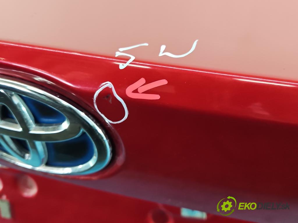 Toyota Corolla E21 2019- 1.8 16V 98 HP automatic 72 kW 1798 cm3 4- zadna kufor  (Kapota zadná (kufor))