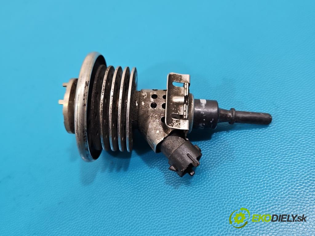 Jaguar F-Pace 16- 2.0d 241KM automatic 177 kW 1999 cm3 5- vstrek 04440210502 (Vstrekovač paliva)