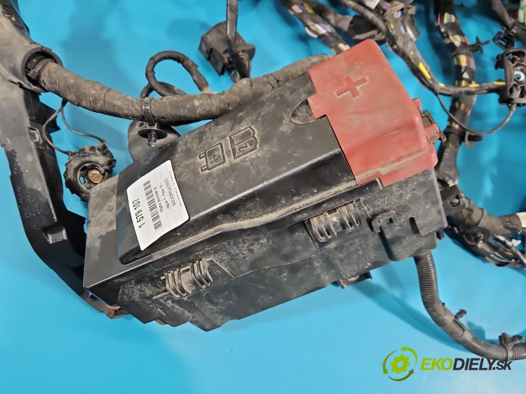 Jaguar F-Pace 16- 2.0d 241KM automatic 177 kW 1999 cm3 5- Zväzok: ostatné JK83-14290-AHC