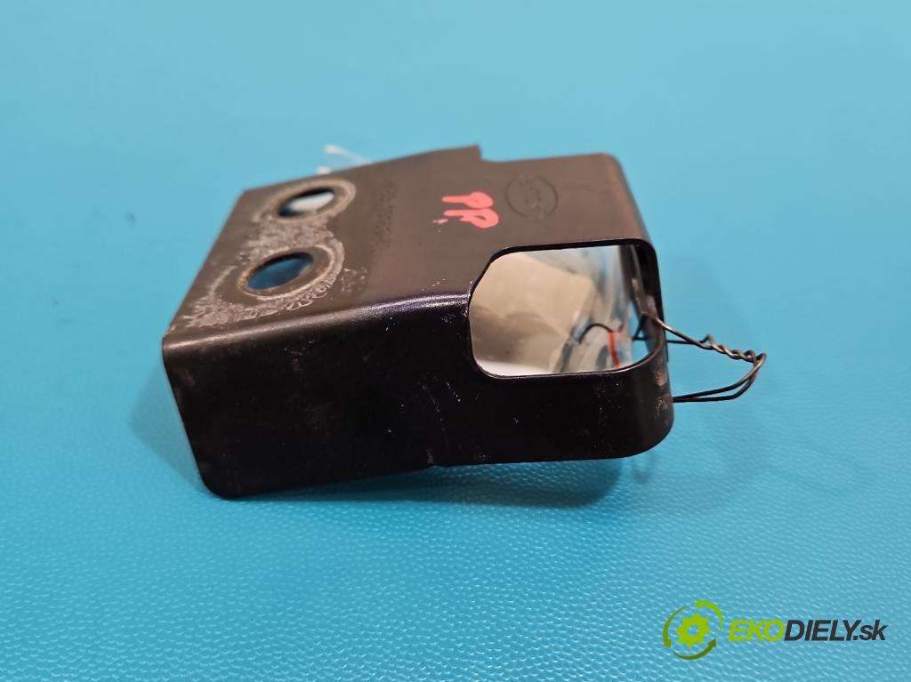 Jaguar F-Pace 16- 2.0d 241KM automatic 177 kW 1999 cm3 5- Upevnění: HK83-16150-AB