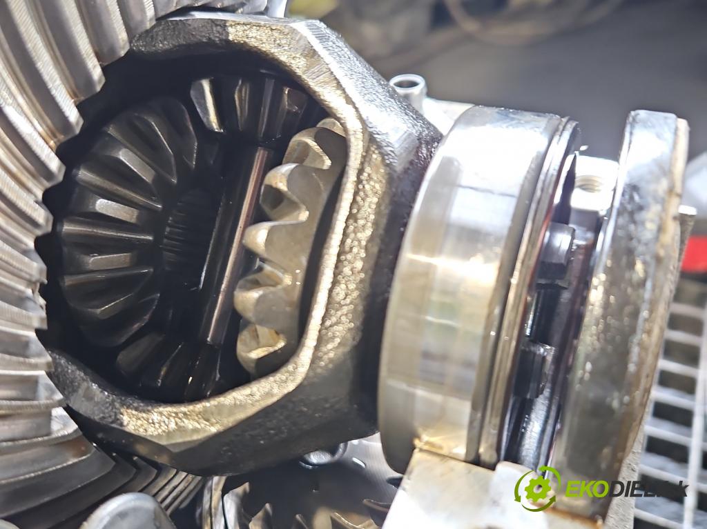 Honda CR-V III 2006-2011 2.2 i-CTDi 150 HP manual 110 kW 2199 cm3 5- Most: zadní: GR15