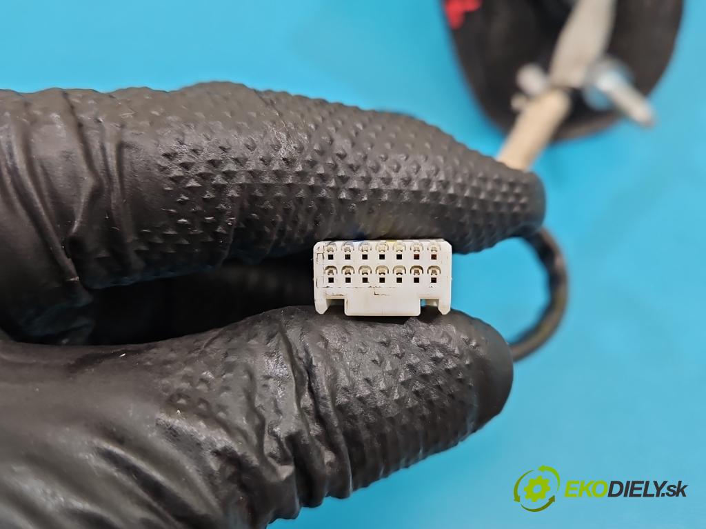 Toyota Avensis III T27 2009-2018 1.8 vvti 147 HP manual 108 kW 1798 cm3 4- zrkadlo ľavé  (Kľučka dverí ostatné)