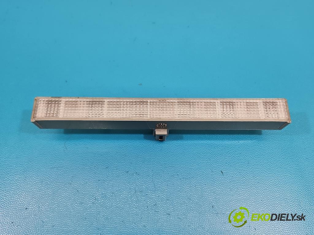 Toyota Avensis III T27 2009-2018 1.8 vvti 147 HP manual 108 kW 1798 cm3 4- světlo: stop: 81570-05100