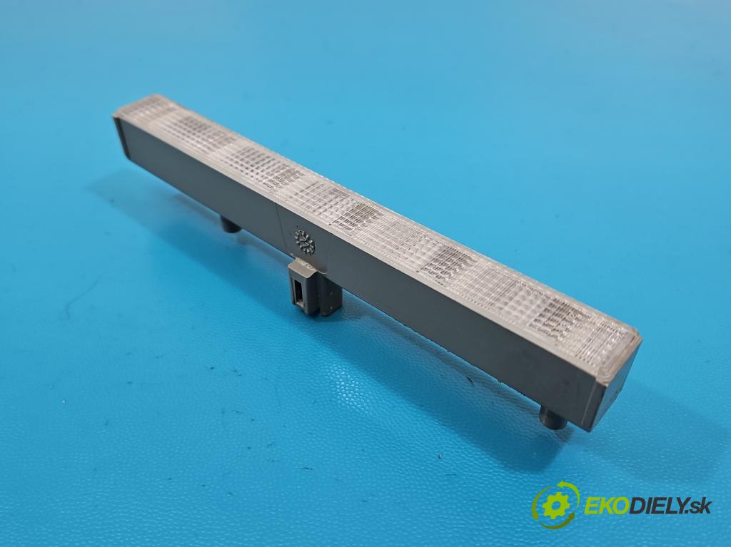 Toyota Avensis III T27 2009-2018 1.8 vvti 147 HP manual 108 kW 1798 cm3 4- světlo: stop: 81570-05100