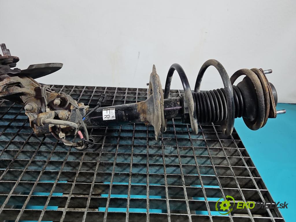 Mitsubishi Eclipse Cross  1.5 T 163 HP manual 120 kW 1499 cm3 5- tlmič predné pravý 4060A670 (Kľučka dverí ostatné)