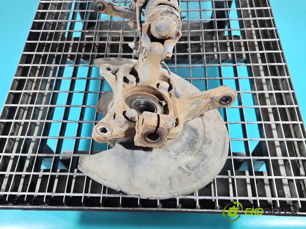 Mitsubishi Eclipse Cross  1.5 T 163 HP manual 120 kW 1499 cm3 5- náboj pravé  (Náboj kolesa)