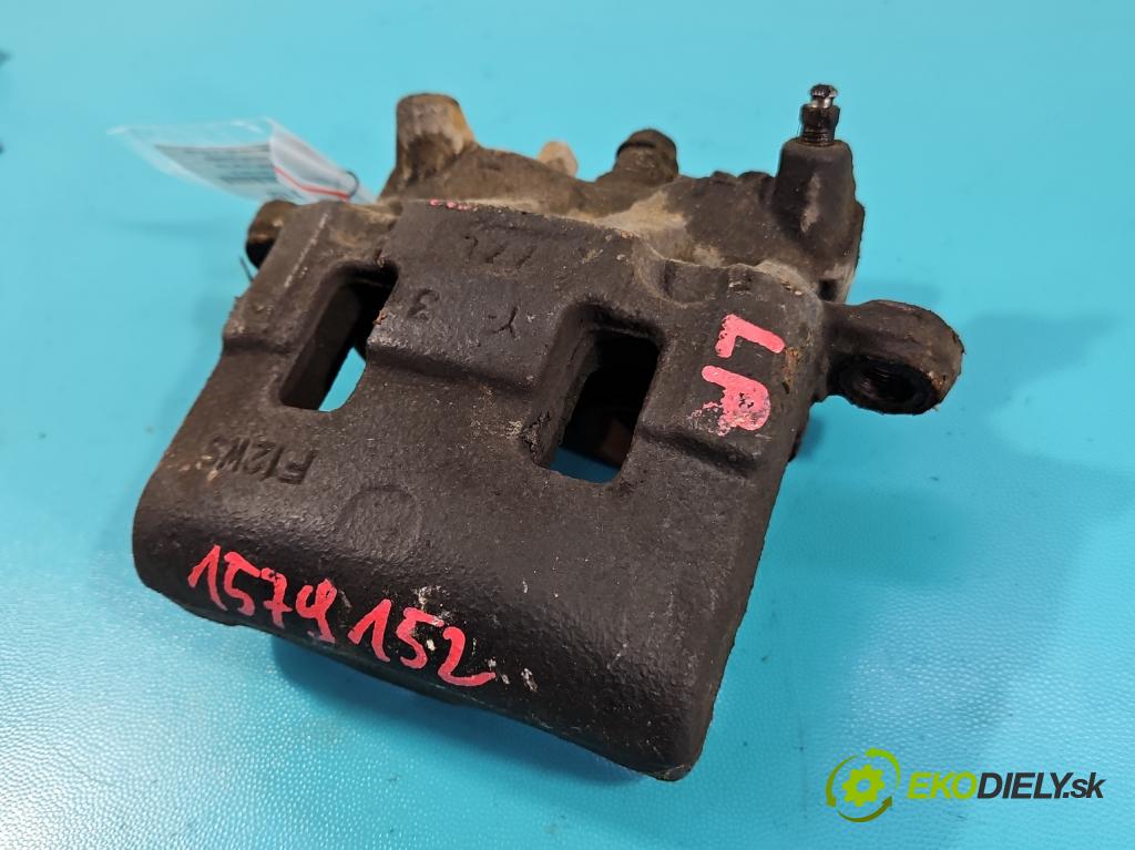 Mitsubishi Eclipse Cross  1.5 T 163 hp manual 120 kW 1499 cm3 5- brzdič přední levý  (Klika dveří ostatní)