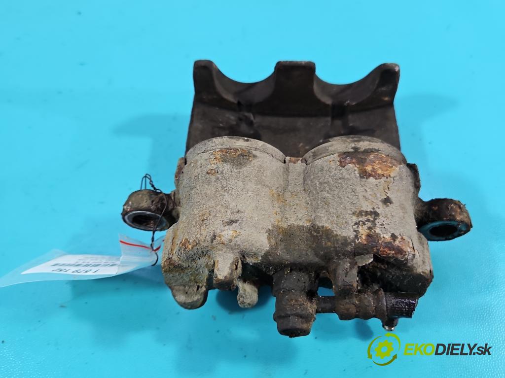 Mitsubishi Eclipse Cross  1.5 T 163 HP manual 120 kW 1499 cm3 5- brzdič predné ľavý  (Kľučka dverí ostatné)