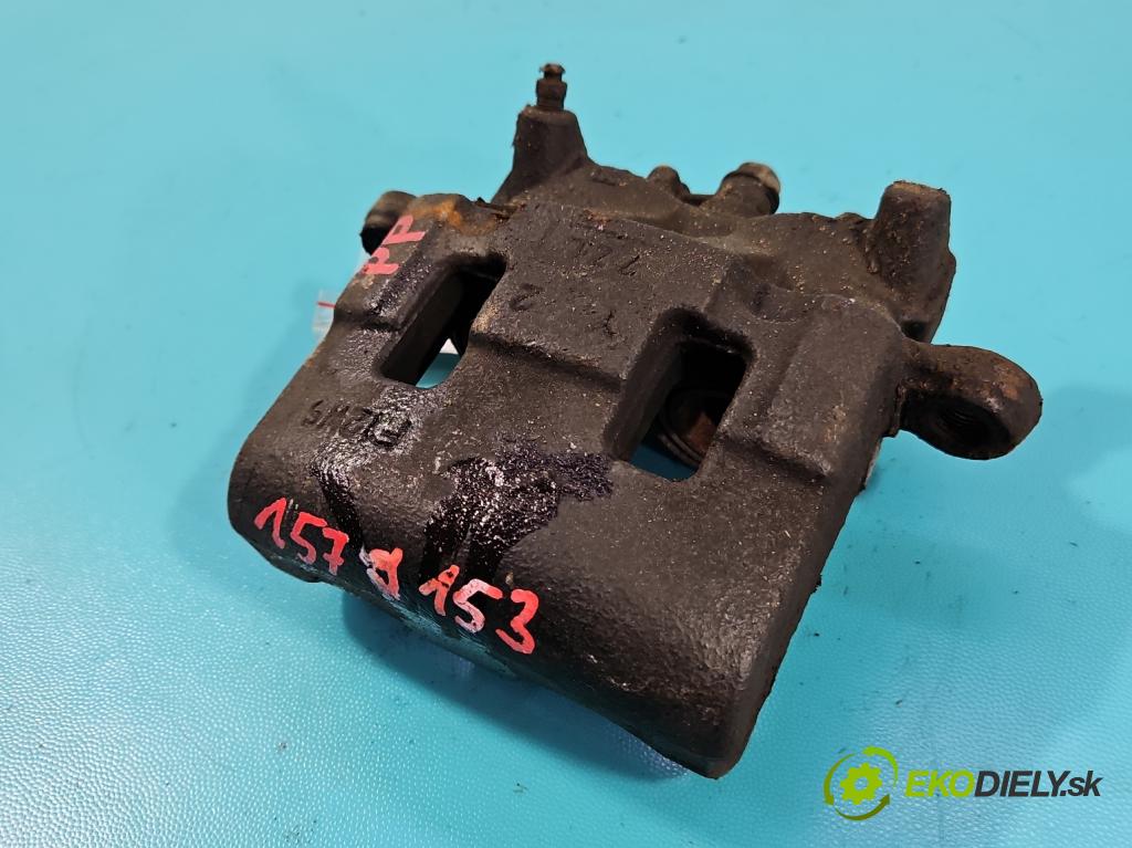 Mitsubishi Eclipse Cross  1.5 T 163 hp manual 120 kW 1499 cm3 5- brzdič přední pravý  (Klika dveří ostatní)