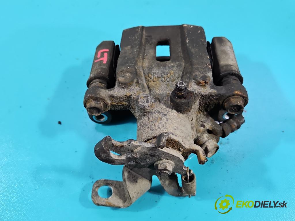 Mitsubishi Eclipse Cross  1.5 T 163 hp manual 120 kW 1499 cm3 5- brzdič zadní levý  (Klika dveří ostatní)