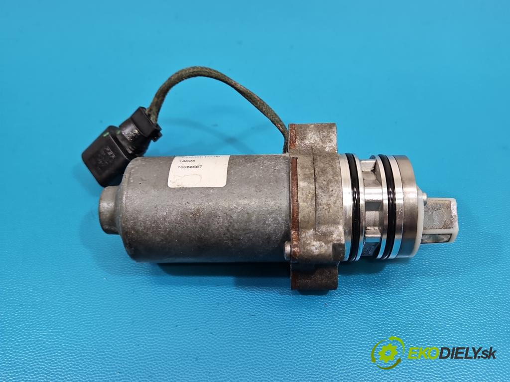 Jaguar F-Pace 16- 2.0d 241KM automatic 177 kW 1999 cm3 5- Ovladač: reduktora 02004763