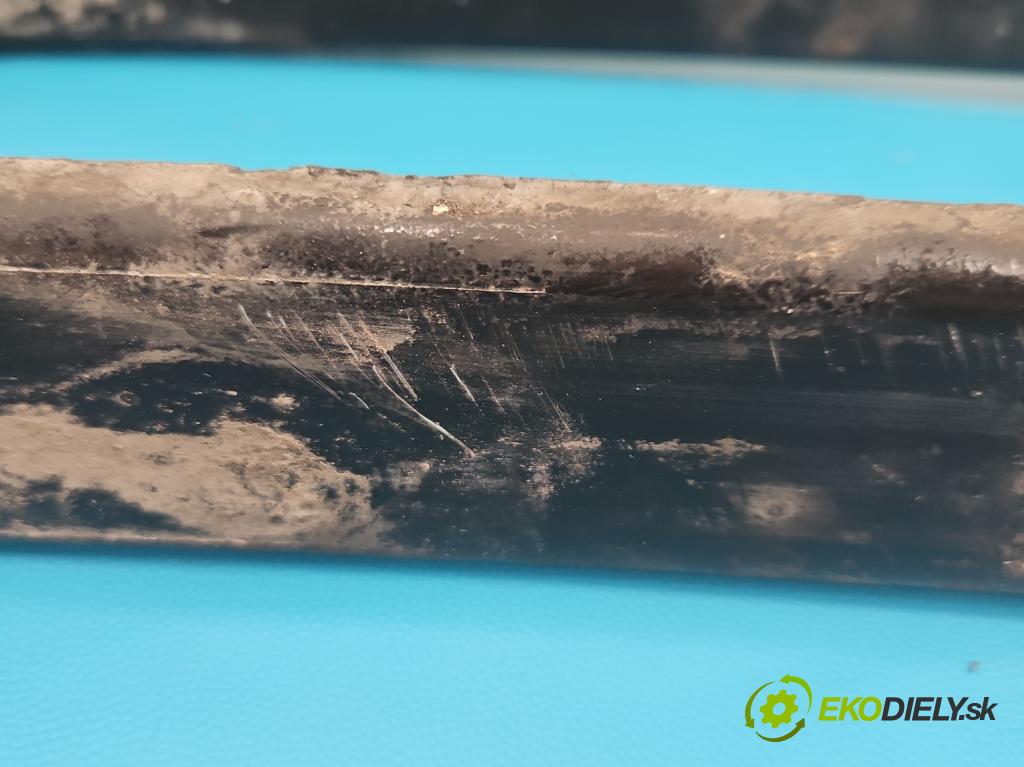 Jaguar F-Pace 16- 2.0d 241KM automatic 177 kW 1999 cm3 5- Upevnění: J8A2-9055-AB