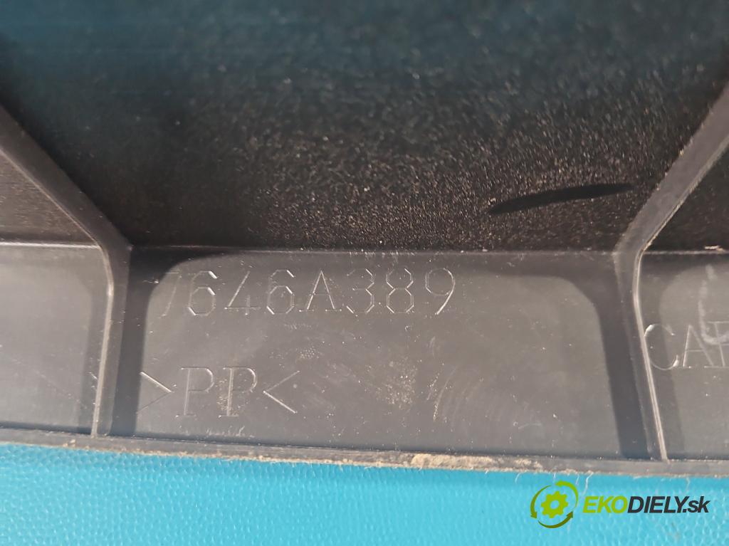 Mitsubishi Eclipse Cross  1.5 T 163 HP manual 120 kW 1499 cm3 5- Příspěvek: Polystyren: kufra: 7646A389