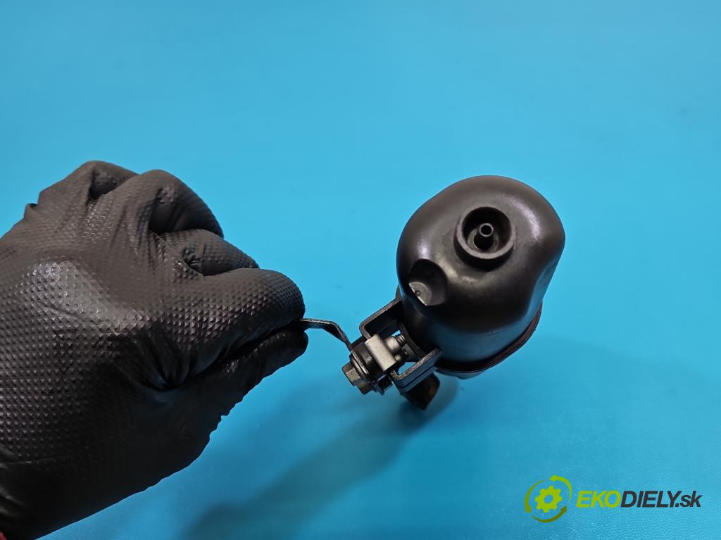 Jaguar F-Pace 16- 2.0d 241KM automatic 177 kW 1999 cm3 5- Nádrž: vzduchu H7A32B925AB (Obal vzduchového filtra)