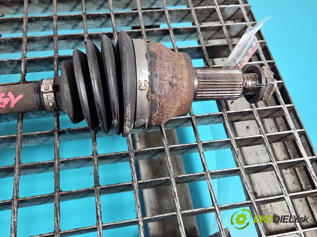 Jaguar F-Pace 16- 2.0d 241KM automatic 177 kW 1999 cm3 5- poloos predné ľavé