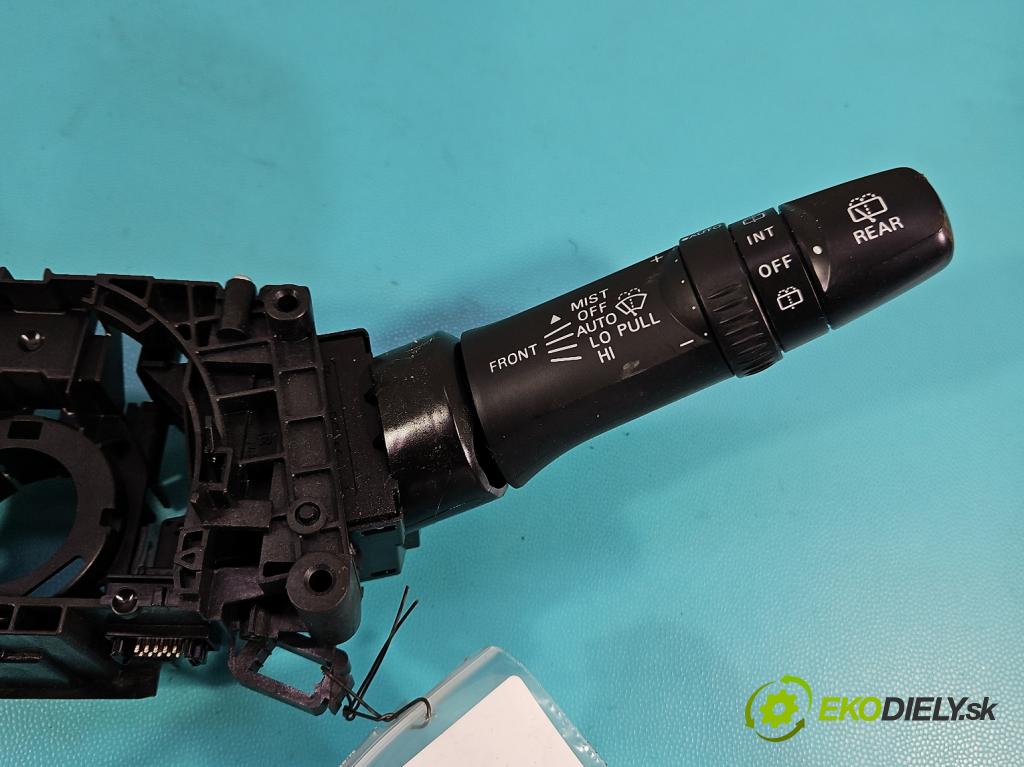 Mitsubishi Eclipse Cross  1.5 T 163 HP manual 120 kW 1499 cm3 5- prepínač komplex: 8617A635 (Prepínacie páčky pod volantom)