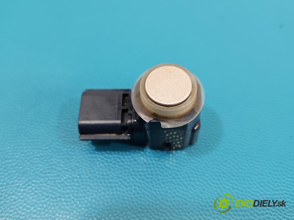 Mitsubishi Eclipse Cross  1.5 T 163 HP manual 120 kW 1499 cm3 5- snímač parkovaní: 990D98