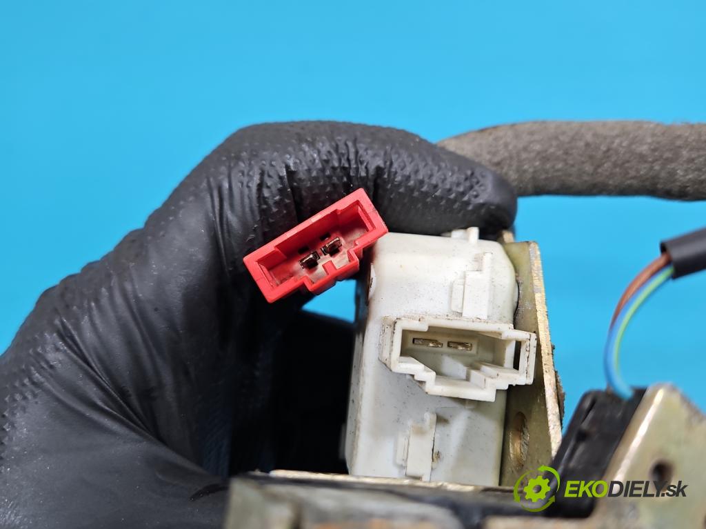 Ford Galaxy Mk1 1995-2006 2.3 16V 140 hp manual 103 kW 2295 cm3 5- zámek kufrových dveří zadní