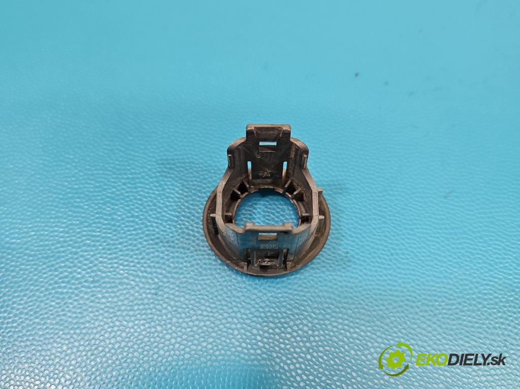 Mitsubishi Eclipse Cross  1.5 T 163 hp manual 120 kW 1499 cm3 5- Upevnění: