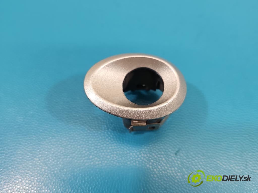 Mitsubishi Eclipse Cross  1.5 T 163 hp manual 120 kW 1499 cm3 5- Upevnění: 990L237Z20PJ