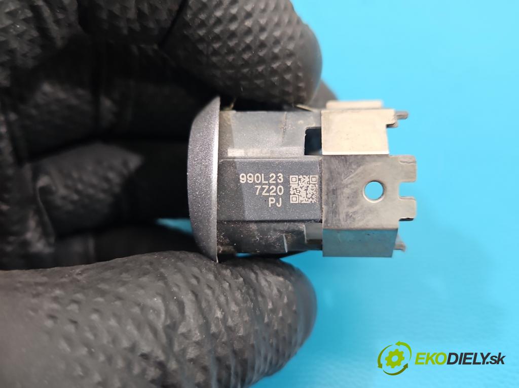 Mitsubishi Eclipse Cross  1.5 T 163 hp manual 120 kW 1499 cm3 5- Upevnění: 990L237Z20PJ