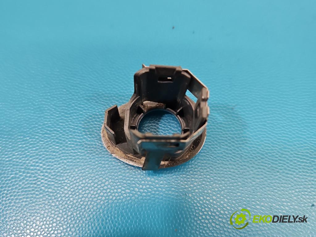 Mitsubishi Eclipse Cross  1.5 T 163 hp manual 120 kW 1499 cm3 5- Upevnění: 990L237Z20PJ