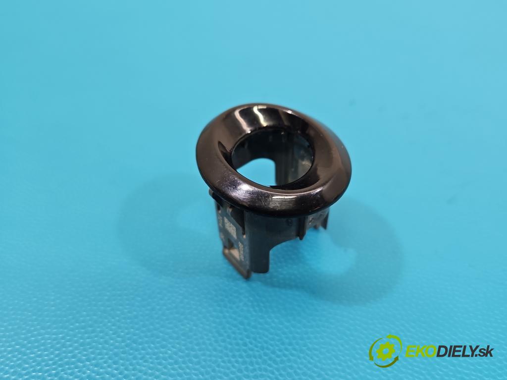 Mitsubishi Eclipse Cross  1.5 T 163 hp manual 120 kW 1499 cm3 5- Upevnění: 