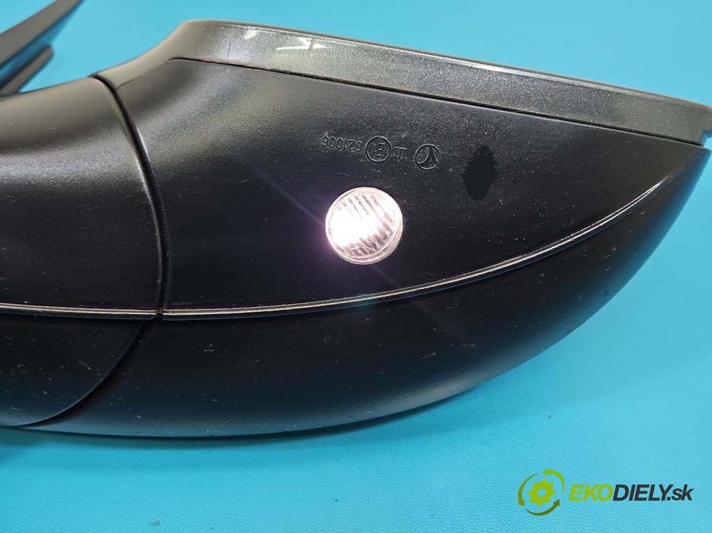 Audi Q5 2008-2016 3.0 tdi 239KM automatic 176 kW 2967 cm3 5- zrkadlo pravé 8R1857410C (Kľučka dverí ostatné)