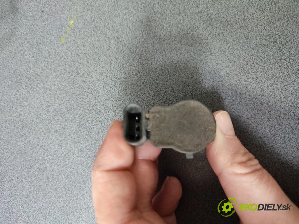 Bmw X1 E84 2009-2015 2.0d 136 HP manual 100 kW 1995 cm3 5- snímač parkovaní: 0263003991