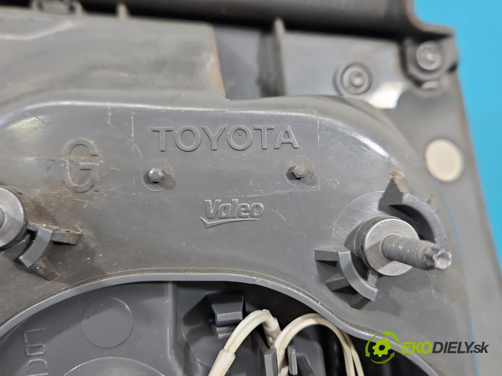 Toyota Avensis III T27 2009-2018 1.8 vvti 147 HP manual 108 kW 1798 cm3 4- svetlo / reflektor zadné ľavé  (Kľučka dverí ostatné)