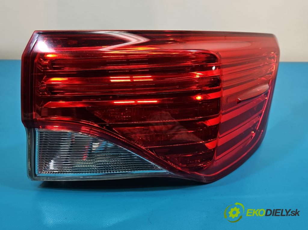 Toyota Avensis III T27 2009-2018 1.8 vvti 147 HP manual 108 kW 1798 cm3 4- svetlo / reflektor zadné pravé  (Kľučka dverí ostatné)