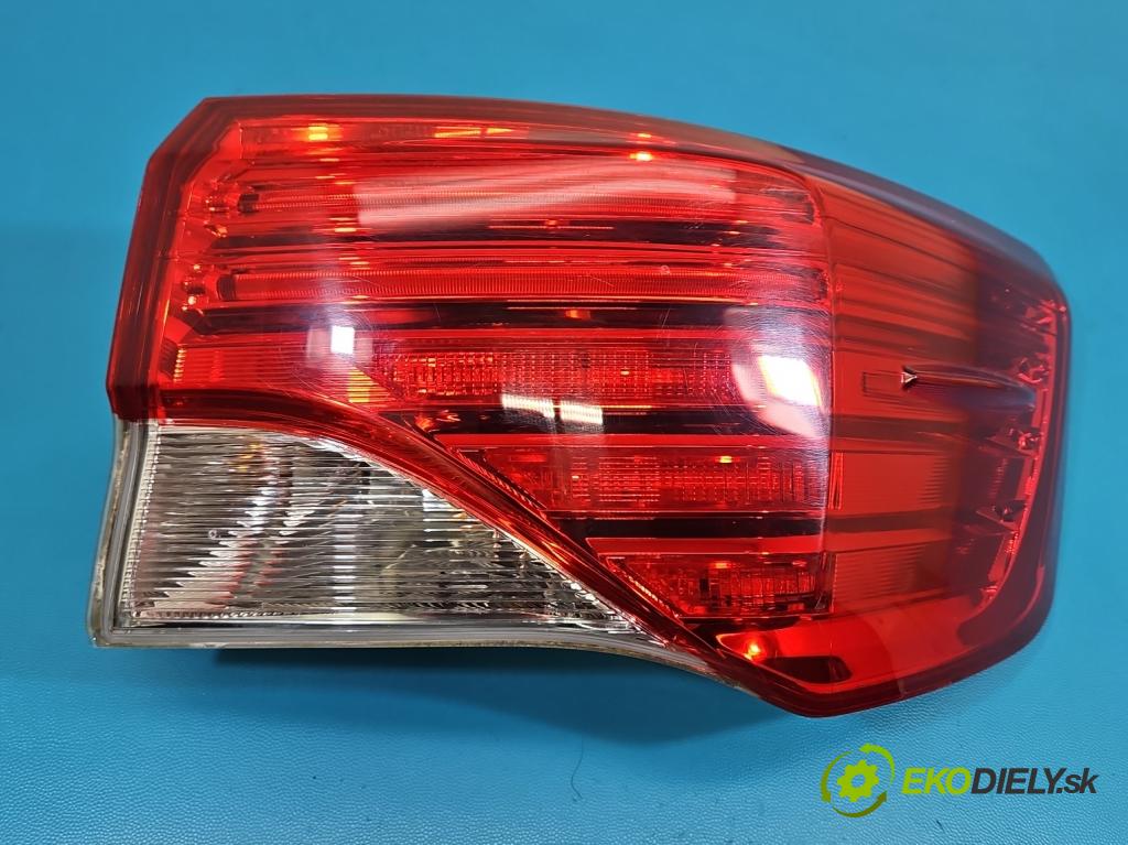 Toyota Avensis III T27 2009-2018 1.8 vvti 147 HP manual 108 kW 1798 cm3 4- svetlo / reflektor zadné pravé  (Kľučka dverí ostatné)