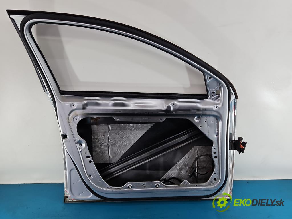 Vw Passat B7 2010-2014 2.0 tdi 140 HP manual 103 kW 1968 cm3 5- dvere predné ľavé  (Kľučka dverí ostatné)
