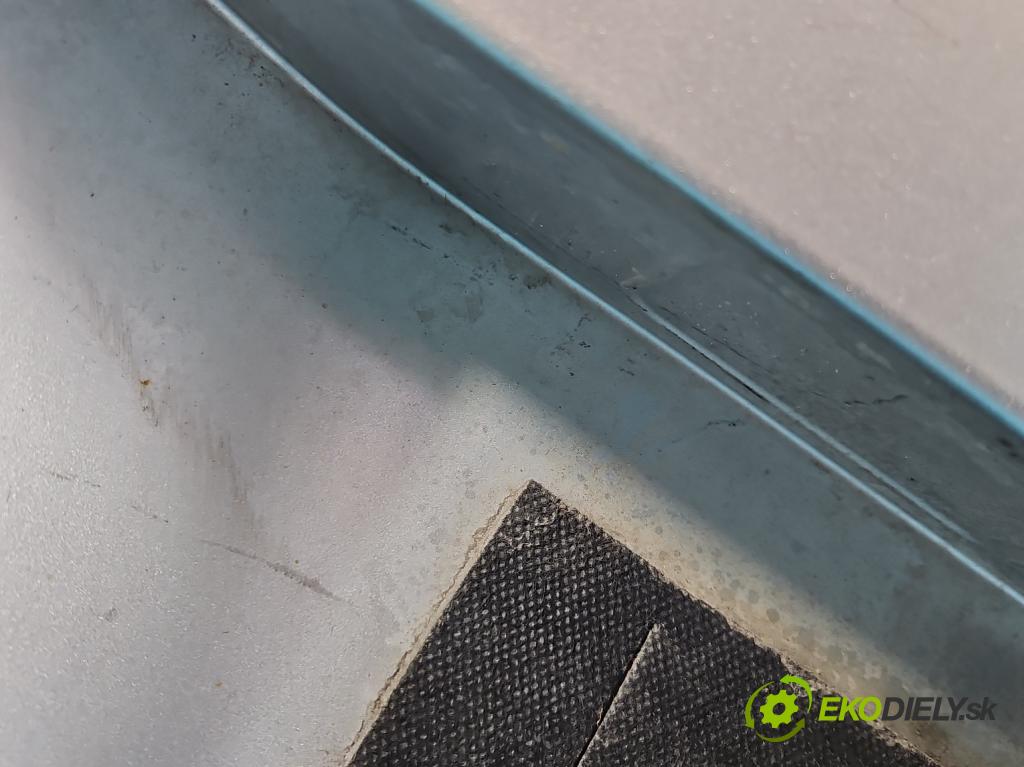 Vw Passat B7 2010-2014 2.0 tdi 140 HP manual 103 kW 1968 cm3 5- zadna kufor  (Kapota zadná (kufor))