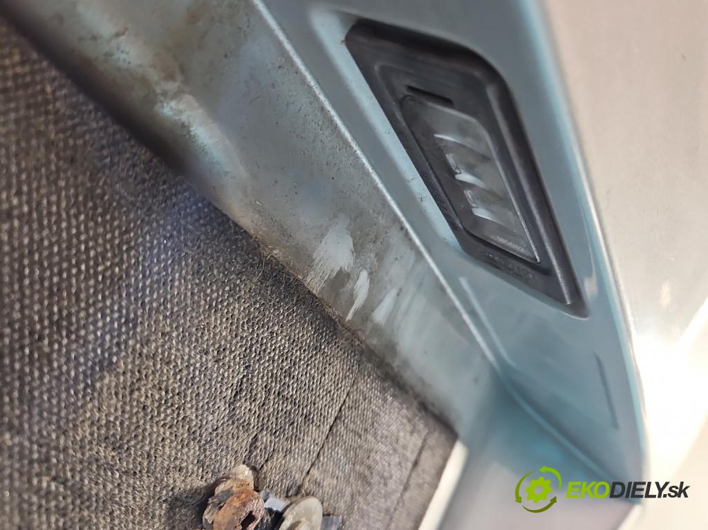 Vw Passat B7 2010-2014 2.0 tdi 140 HP manual 103 kW 1968 cm3 5- zadna kufor  (Kapota zadná (kufor))