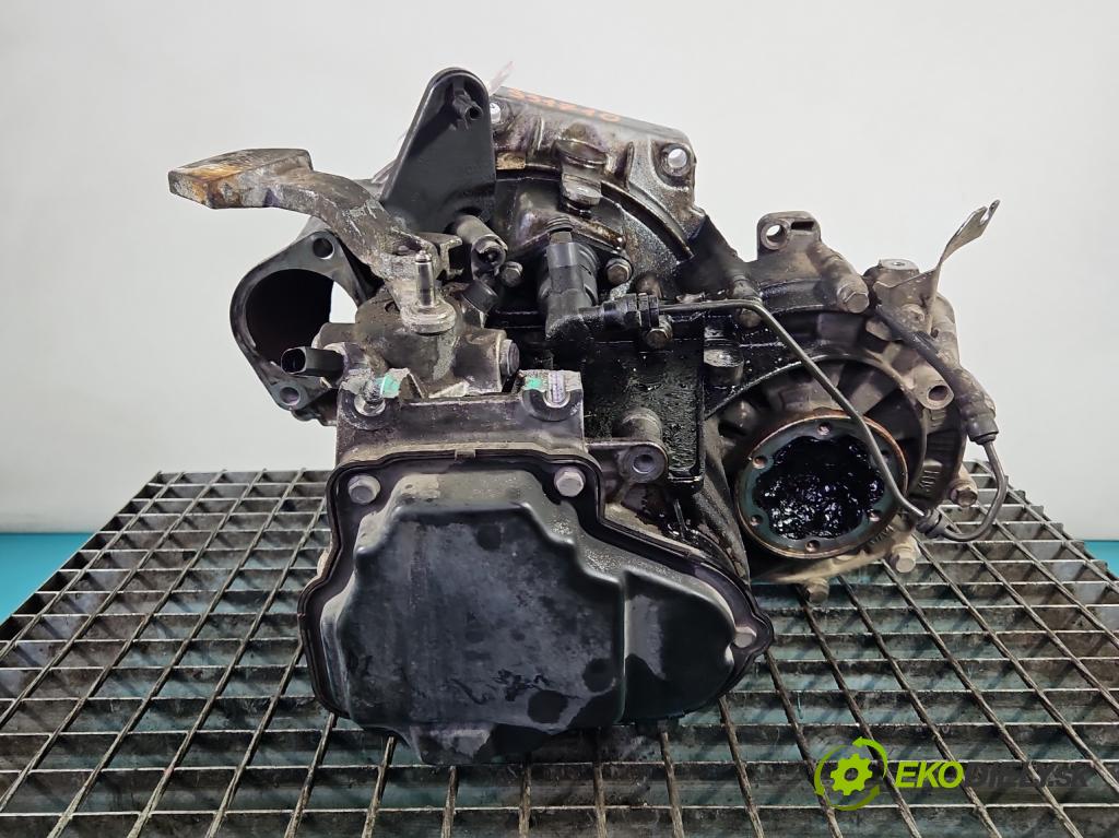 Vw Golf VI 2008-2013 1.6 tdi 105 hp manual 77 kW 1598 cm3 5- převodovka stupňová manual LHW