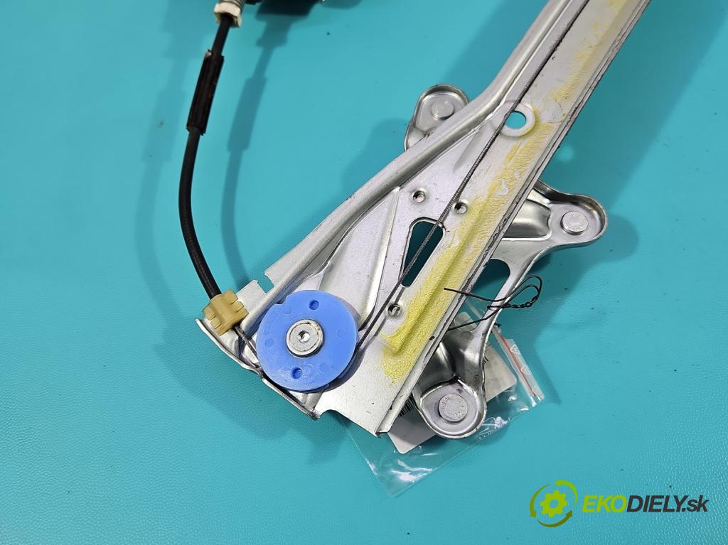 Toyota Corolla E21 2019- 1.8 16V 98 HP automatic 72 kW 1798 cm3 4- mechanizmus okna predné pravý 69810-02791-B