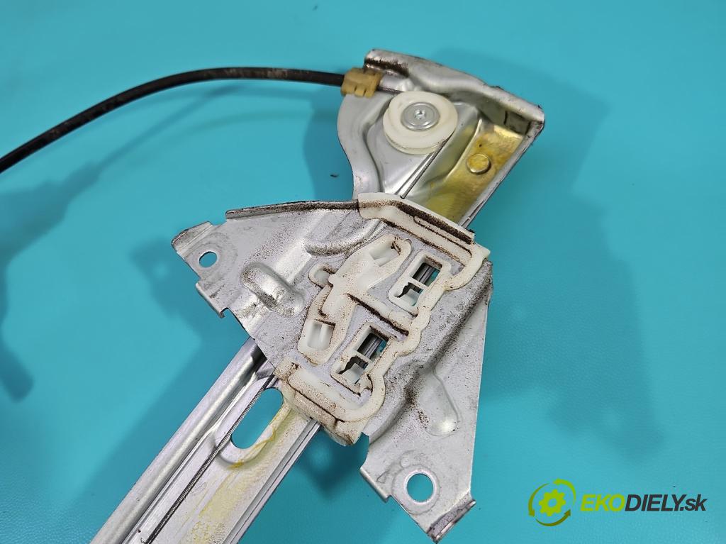 Toyota Corolla E21 2019- 1.8 16V 98 HP automatic 72 kW 1798 cm3 4- mechanizmus okna predné pravý 69810-02791-B