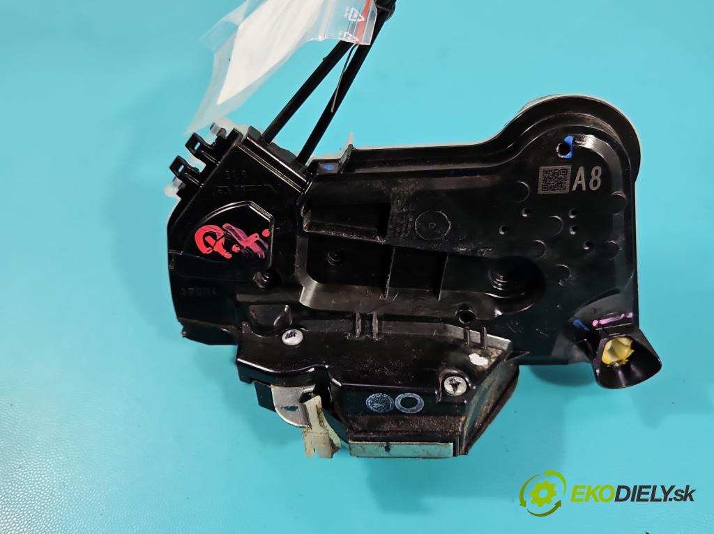 Toyota Corolla E21 2019- 1.8 16V 98 HP automatic 72 kW 1798 cm3 4- zámok predné ľavý