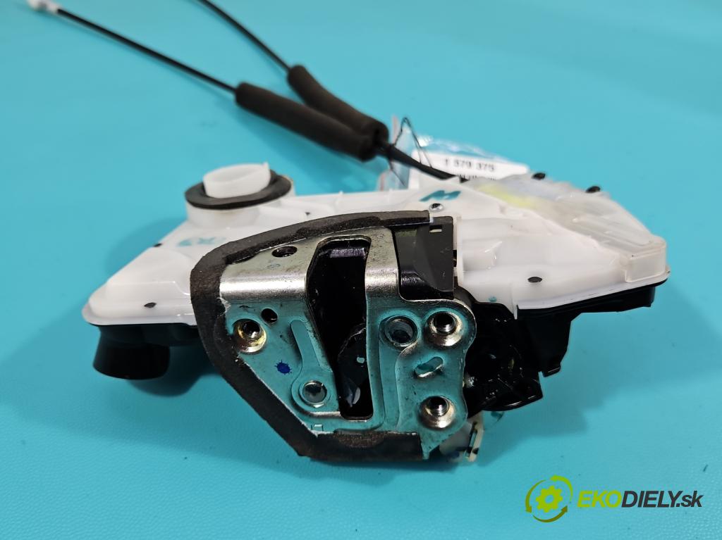 Toyota Corolla E21 2019- 1.8 16V 98 HP automatic 72 kW 1798 cm3 4- zámok predné ľavý