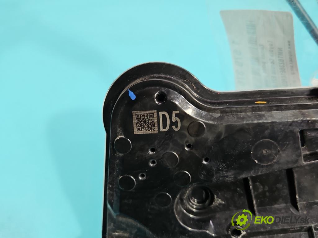 Toyota Corolla E21 2019- 1.8 16V 98 HP automatic 72 kW 1798 cm3 4- zámok predné pravý