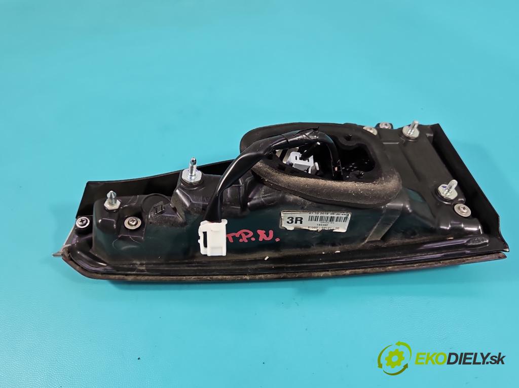 Toyota Corolla E21 2019- 1.8 16V 98 HP automatic 72 kW 1798 cm3 4- svetlo / reflektor zadné pravé 81580-02C31-00 (Kľučka dverí ostatné)