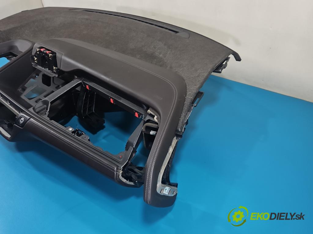 Bmw i3 2013–2022 0.0 elektrický: 170 HP automatic 125 kW 1 cm3 5- kokpit,pristrojová doska rozdeľovacia