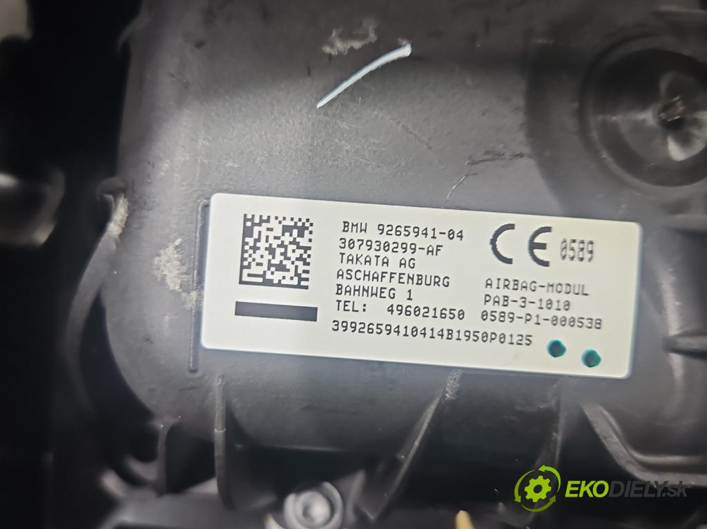 Bmw i3 2013–2022 0.0 elektrický: 170 HP automatic 125 kW 1 cm3 5- kokpit,pristrojová doska rozdeľovacia
