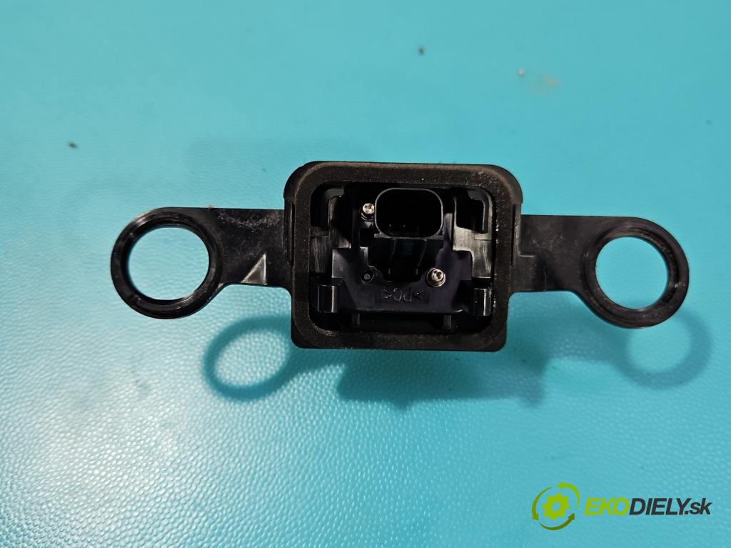 Toyota Corolla E21 2019- 1.8 16V 98 HP automatic 72 kW 1798 cm3 4- Kamera cúvania 86790-02240