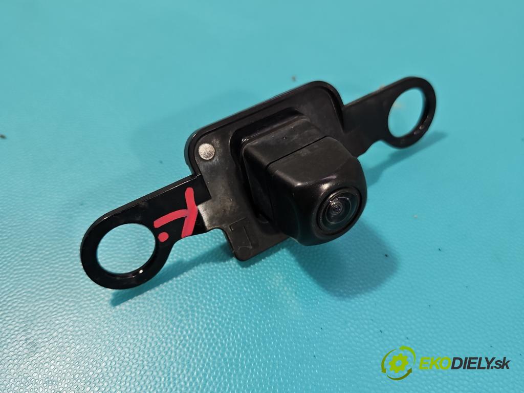 Toyota Corolla E21 2019- 1.8 16V 98 HP automatic 72 kW 1798 cm3 4- Kamera cúvania 86790-02240