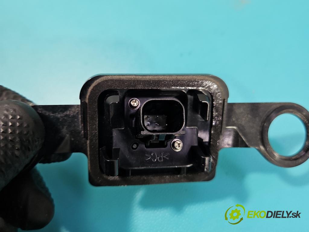 Toyota Corolla E21 2019- 1.8 16V 98 HP automatic 72 kW 1798 cm3 4- Kamera cúvania 86790-02240